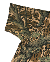 Load image into Gallery viewer, 90s Vintage Mossy Oak Tree Camo Pocket Tee

