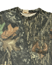 Load image into Gallery viewer, 00s Mossy Oak Camo pocket Tee
