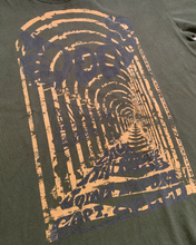 Load image into Gallery viewer, 00s Doors Lavender Hill Mob Joint Effort Capt. Speed Tee
