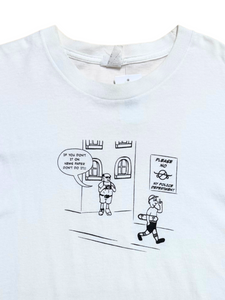 Plesase no skateboarding tee