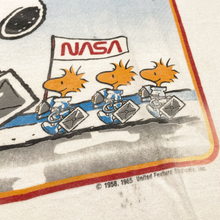 Load image into Gallery viewer, 90s Vintage Peanuts X Nasa Snoopy Kennedy Space Center tee⁠
