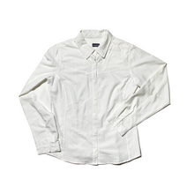 Load image into Gallery viewer, Patagonia women lightweight ripstop outdoor button shirt⁠
