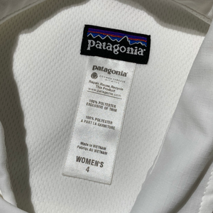 Patagonia women lightweight ripstop outdoor button shirt⁠