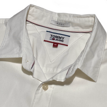 Load image into Gallery viewer, Tommy Jeans white shirt⁠

