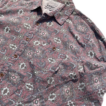 Load image into Gallery viewer, Stussy paisley shirt⁠
